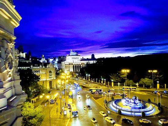Terraza Cibeles Cocktail Bar